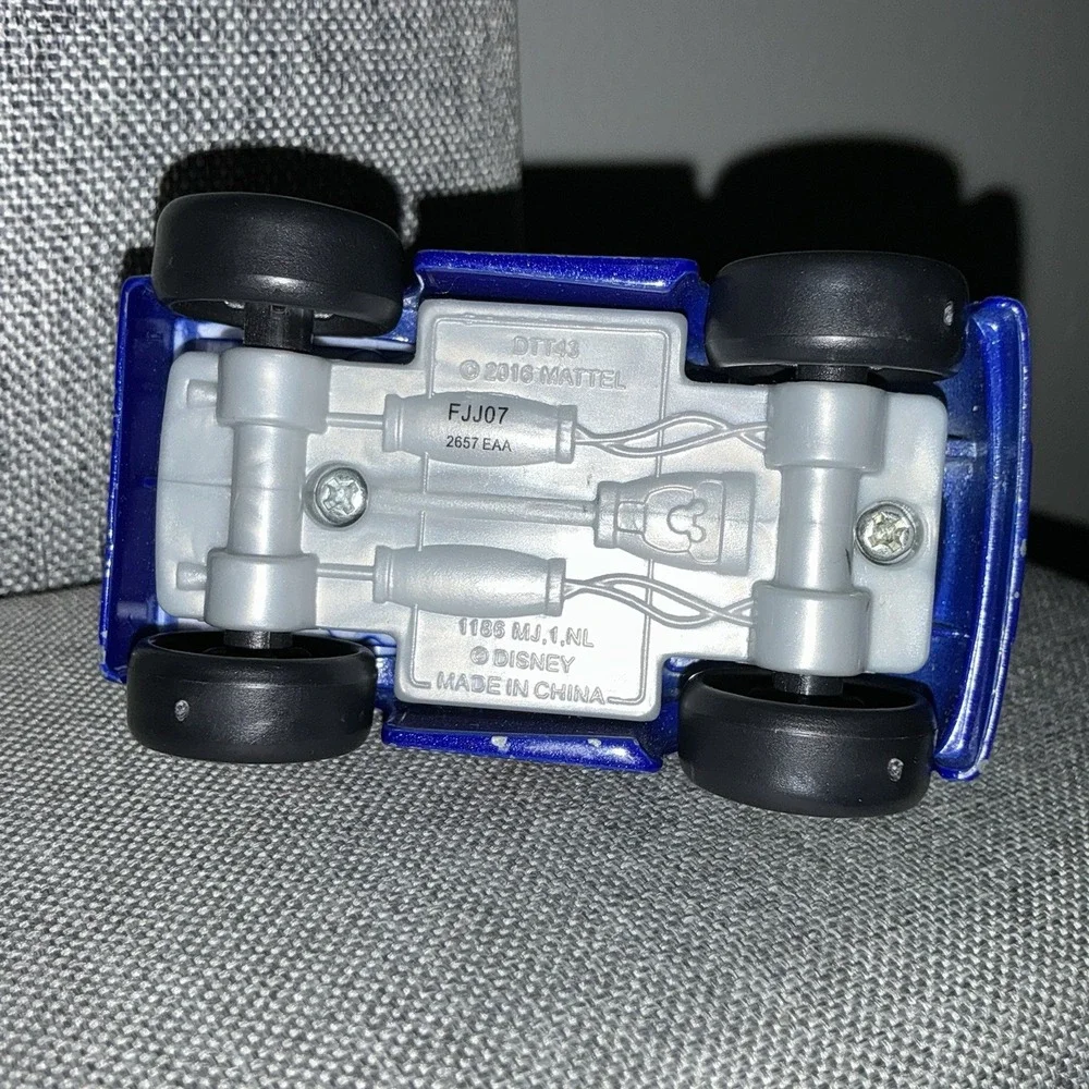 Rare Disney Mickey Roadster Racers Hot Rod Pete Tow Truck Car 2016 Mattel